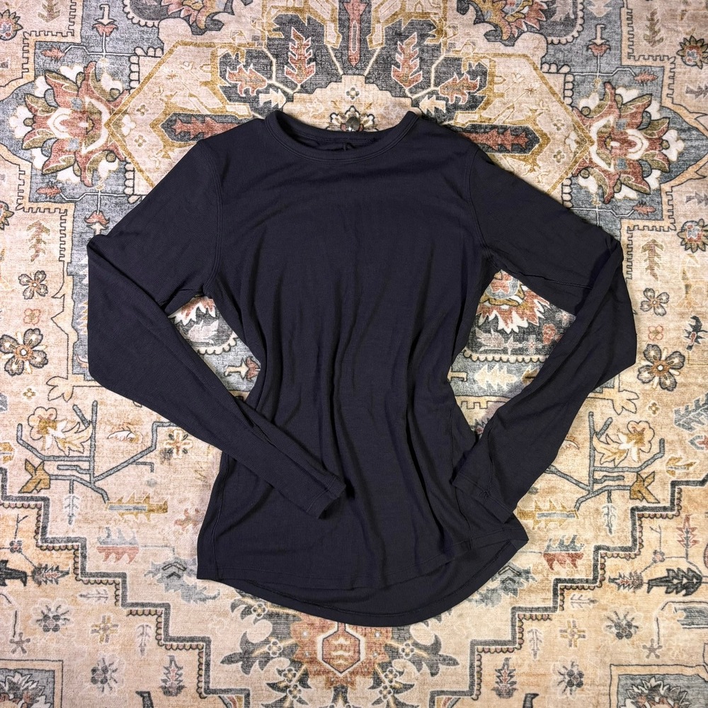 Lululemon Womens Ribbed Long Sleeve Crew Neck Top Black Curved Hem Activewear 4